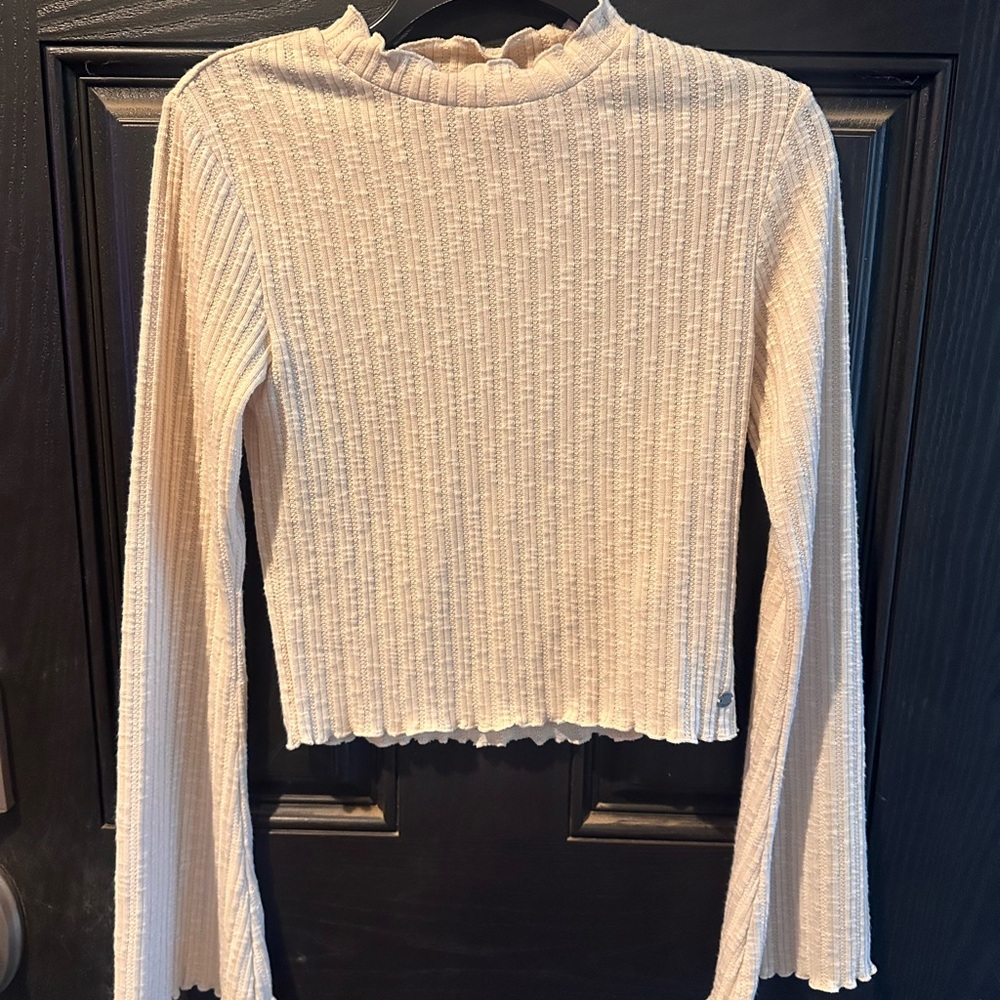 Women’s ribbed flared long sleeve